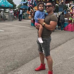 Meet your Posher, Henry