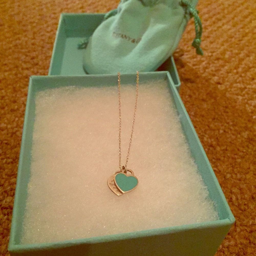 Tiffany & Co. Mini Double Heart Tag Pendant !!!