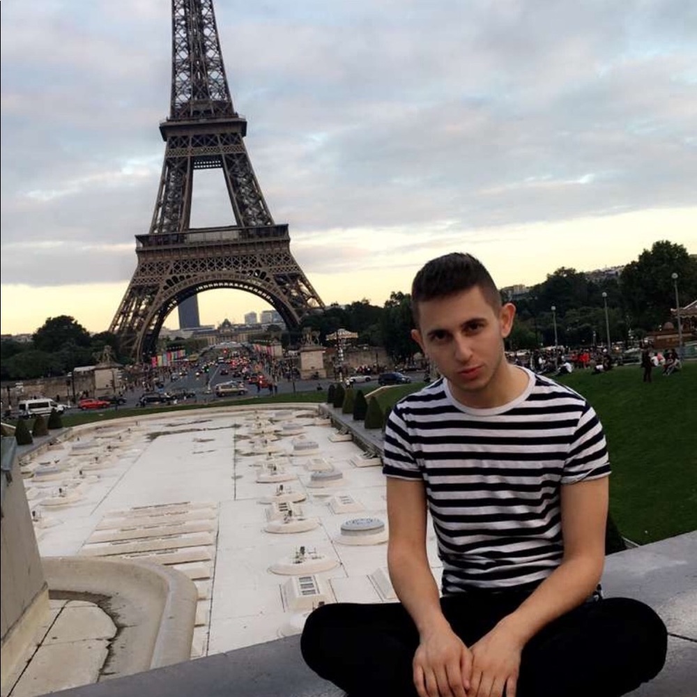 Meet your Posher, Daniel