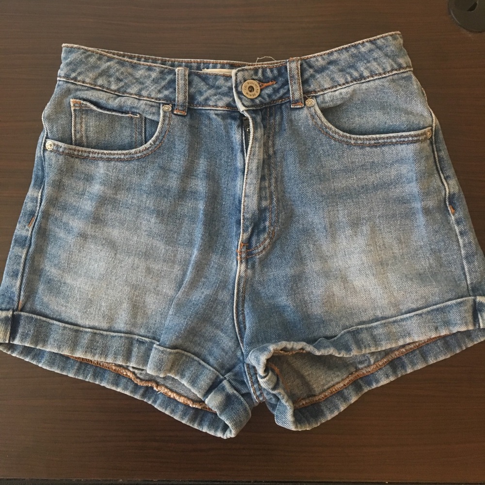 Bullhead Denim Co. "Mom Short"