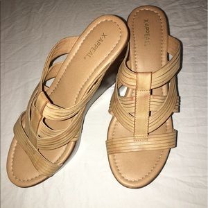 Women's wedge sandals size 9