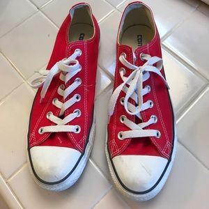 Women's Converse. Good condition!