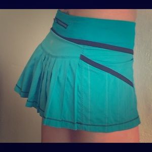 Lululemon athletic skirt