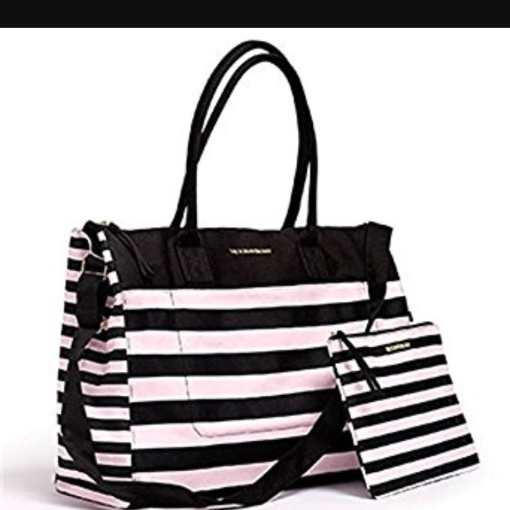 Victoria's Secret Weekender Bag & Cosmetics  Bage