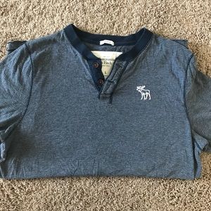Abercrombie & Fitch T-shirt
