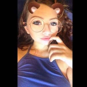 Meet your Posher, Lia