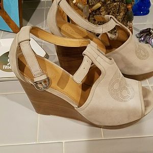 Coach wedges