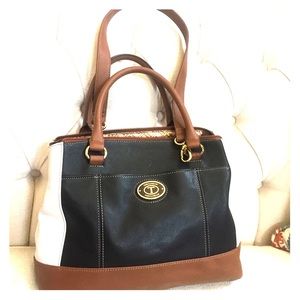 Tignanello handbag 🔥