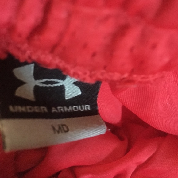 Under armour shorts - Picture 2 of 2