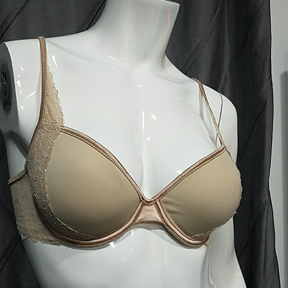 34C Victoria's secret bra