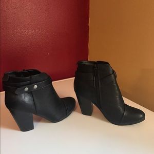 Black ankle heels