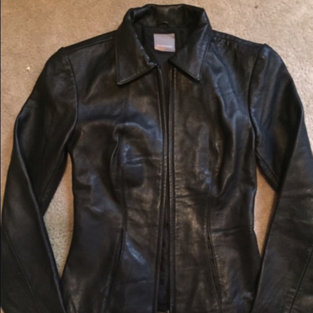Genuine Leather Jacket in Excellent Condition!