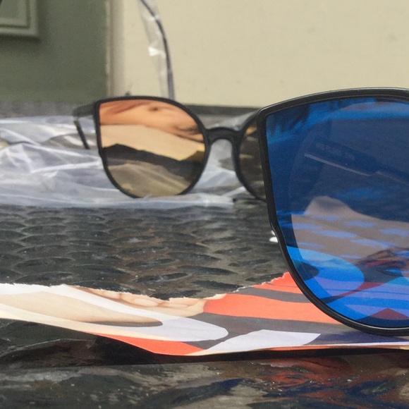 Mirrored Cat Eye UVA UVB 100% Protection(Host Pick - Picture 4 of 5