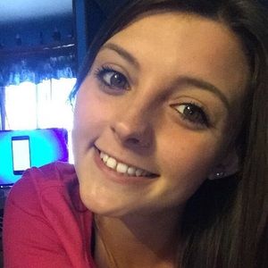 Meet your Posher, Carley