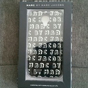 Marc by Marc Jacobs Cell Phone Cover Black