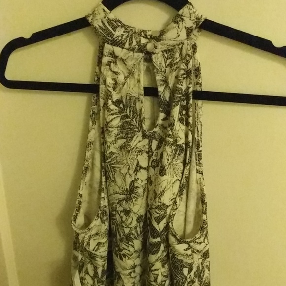 Top - Picture 3 of 3