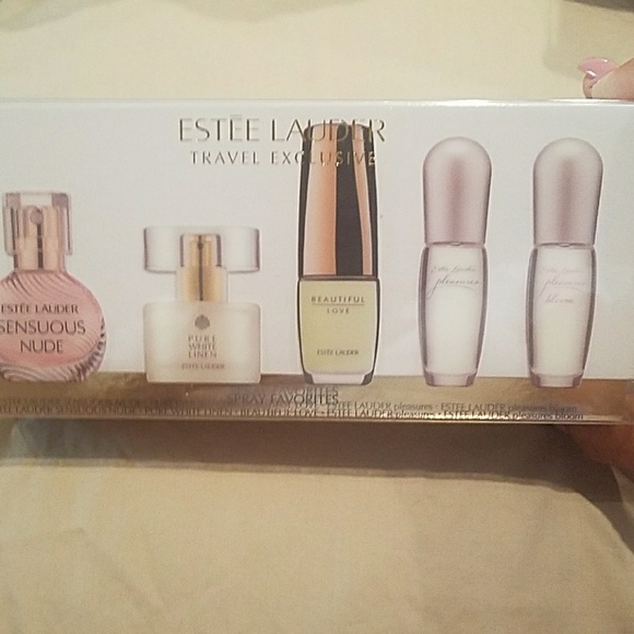 Estee Lauder Accessories - Never opened Estee Lauder travel spray set.
