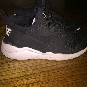 Nike Huaraches BEST OFFER