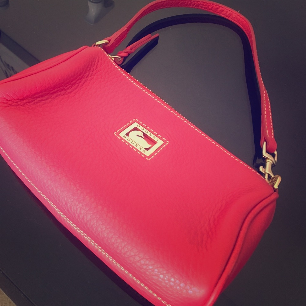 Dooney & Bourke pink small hand bag