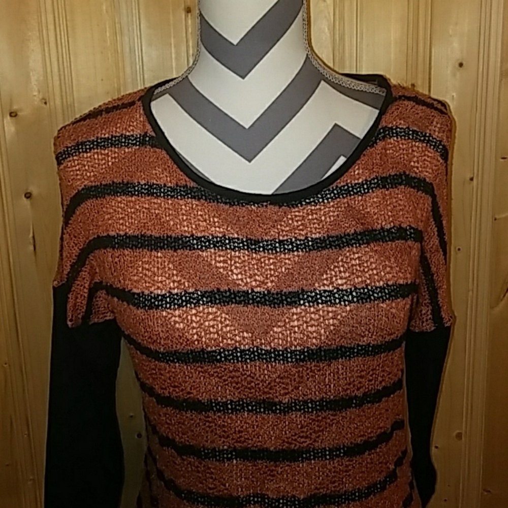 Iris Design burnt orange and black sweater top, small