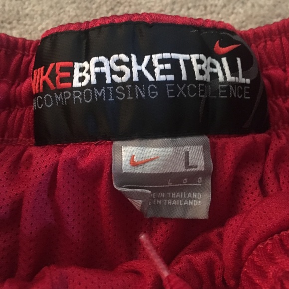 Nike shorts - Picture 2 of 2