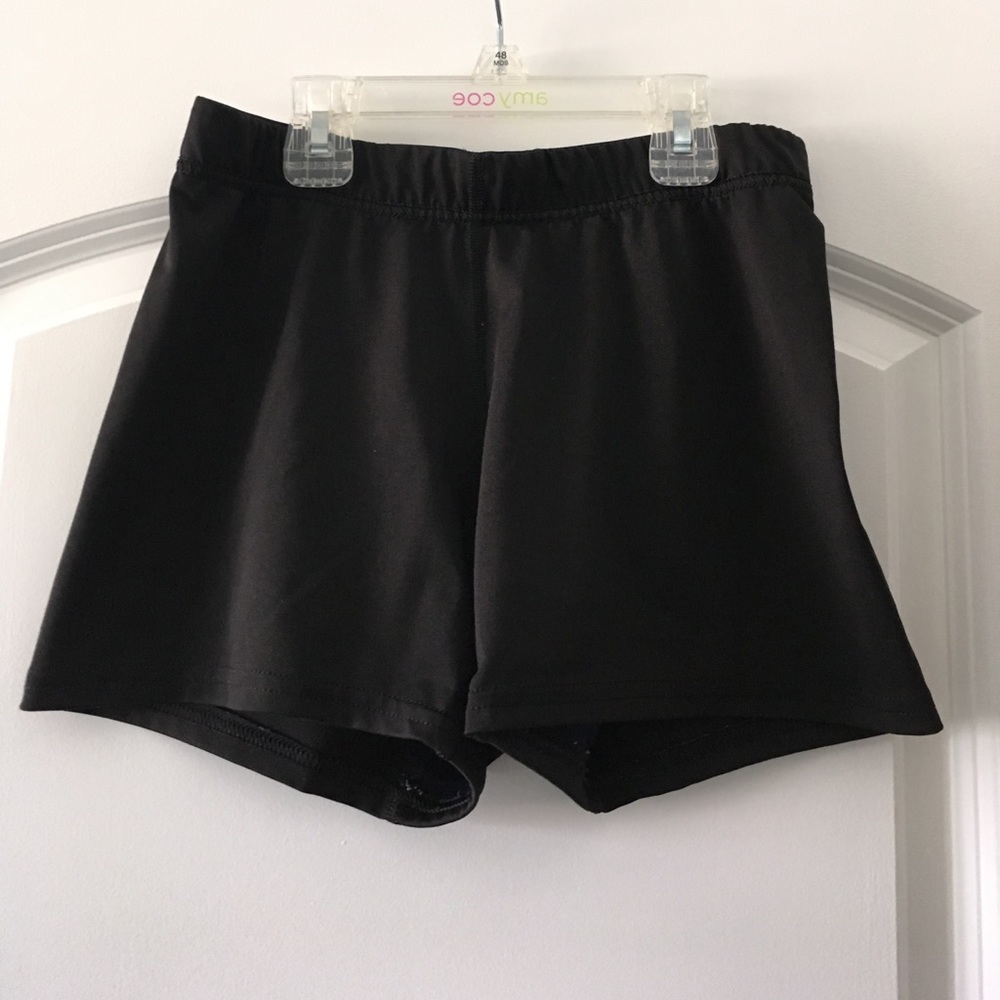Volleyball spandex shorts💙