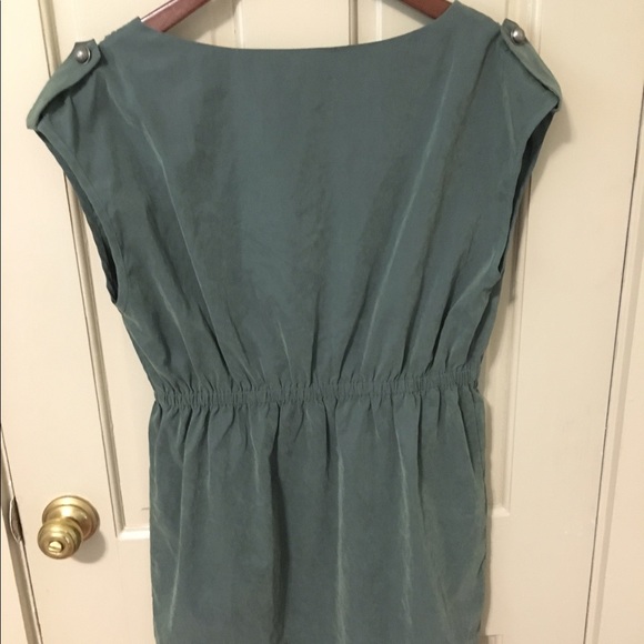 SOLD 🍁F21 Olive green military accent dress. - Picture 2 of 3