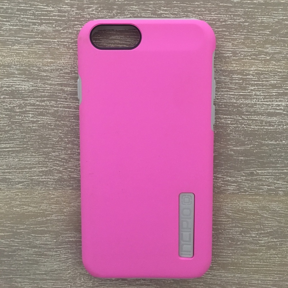 Incipio iPhone 6/6s pink phone case