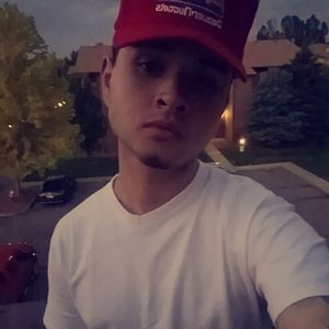 Meet your Posher, Carlos