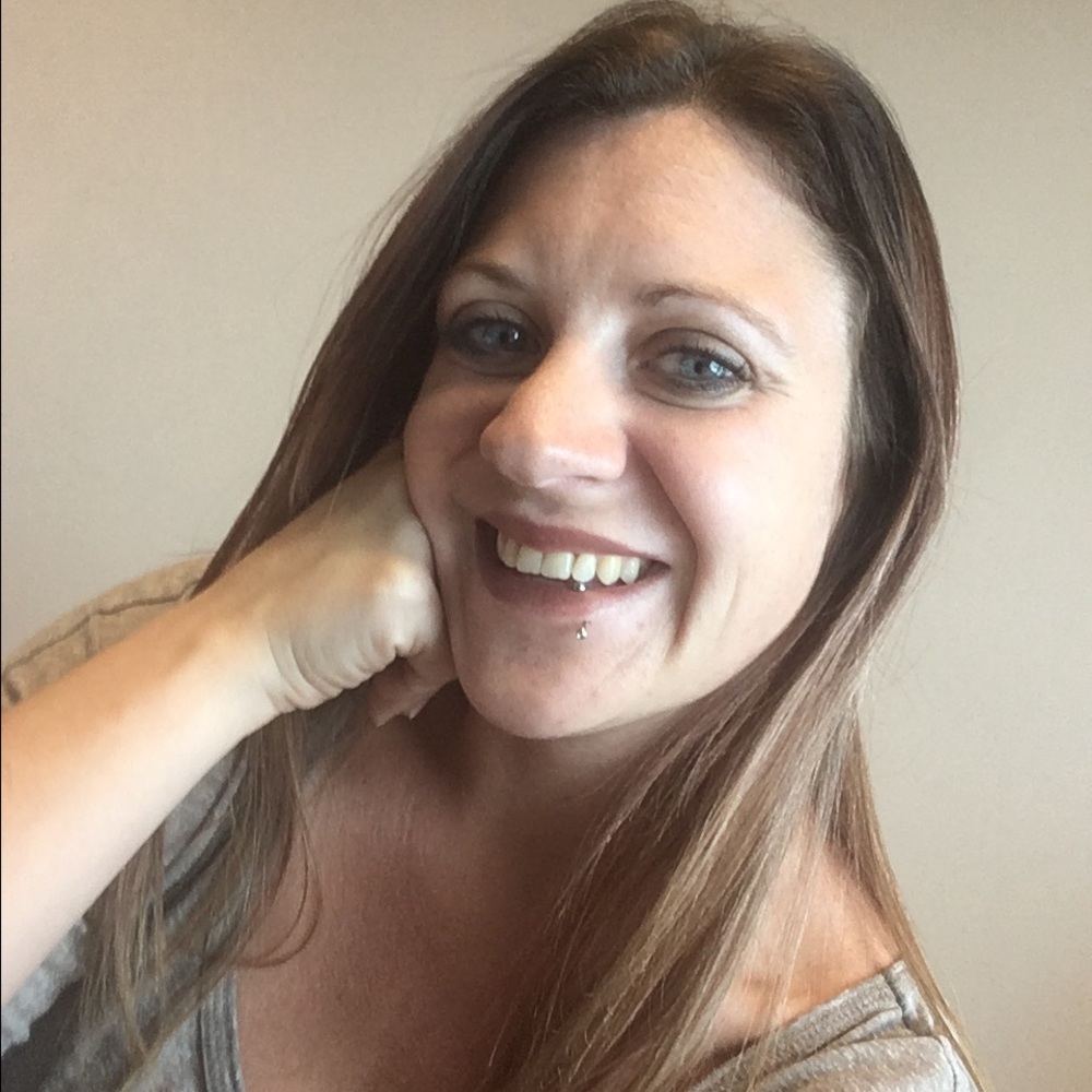 Meet your Posher, Nicole