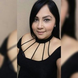 Meet your Posher, Leticia