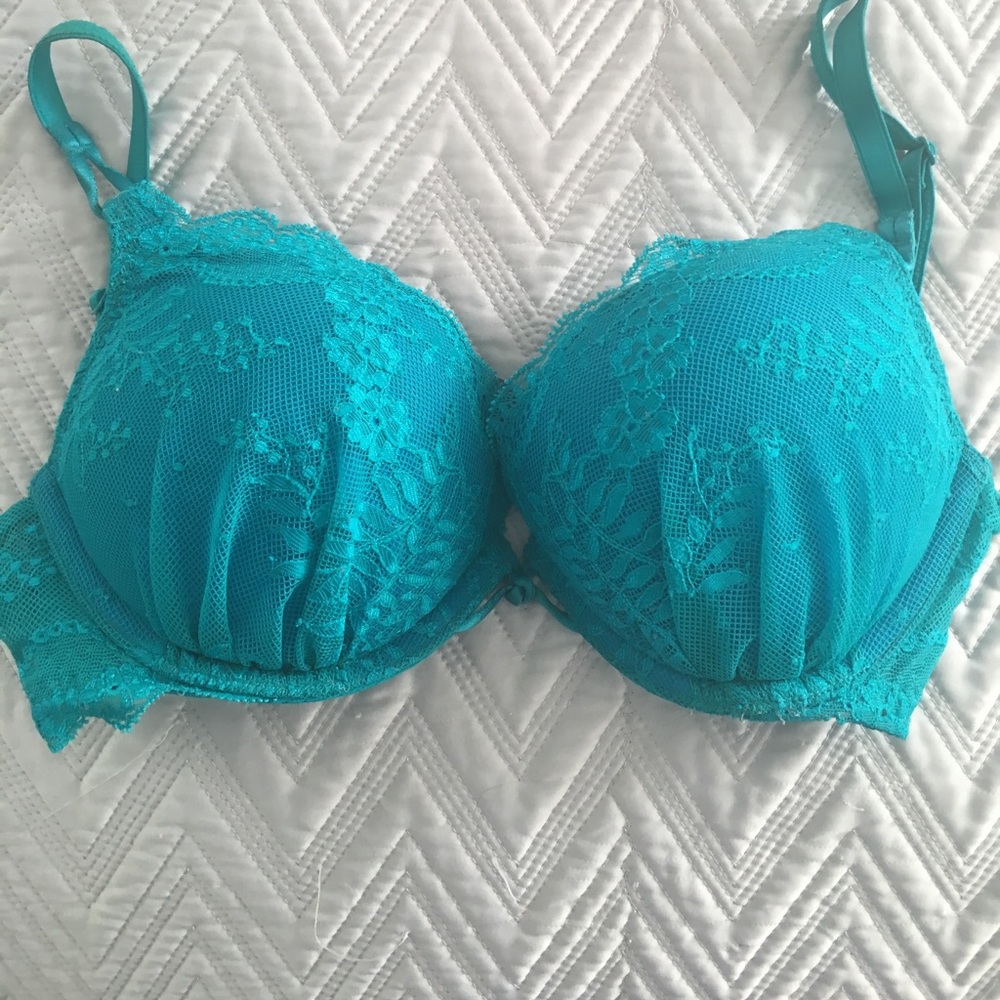 Victoria Secret Hello Bombshell Bra 34A