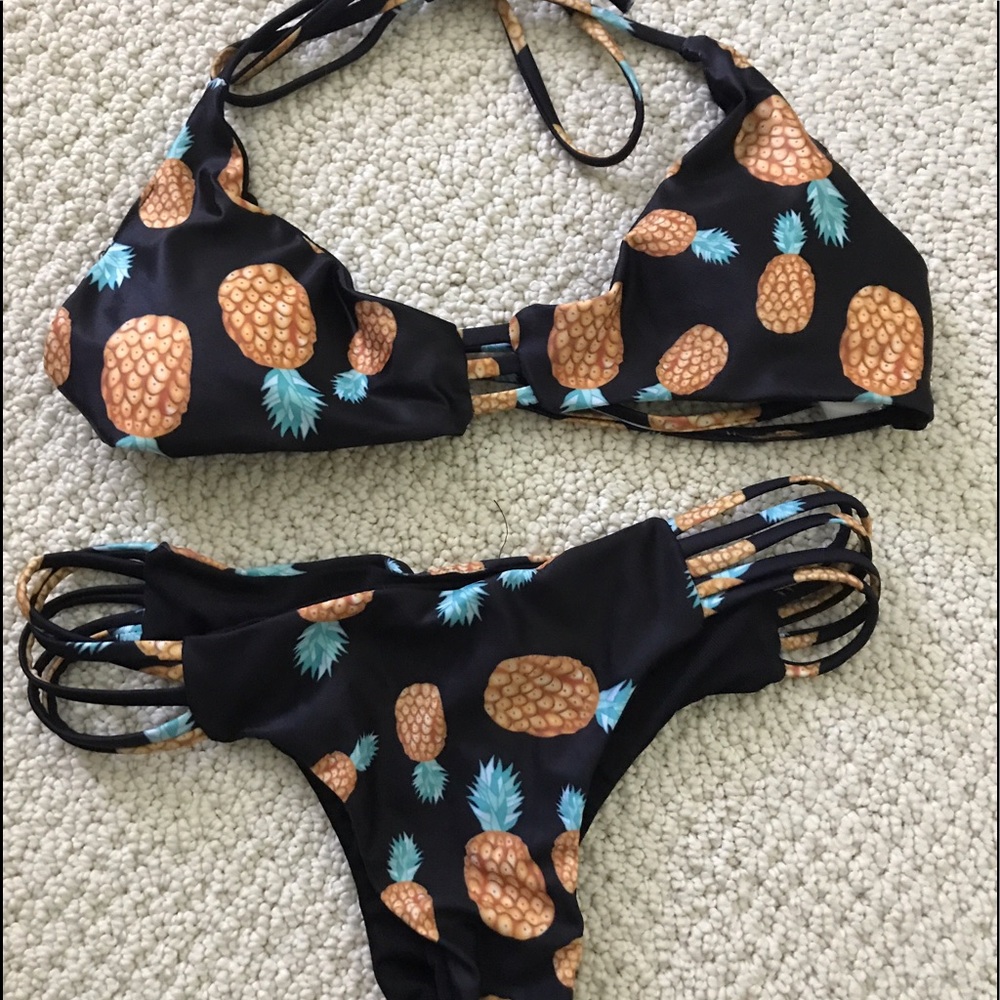 Pineapple bikini