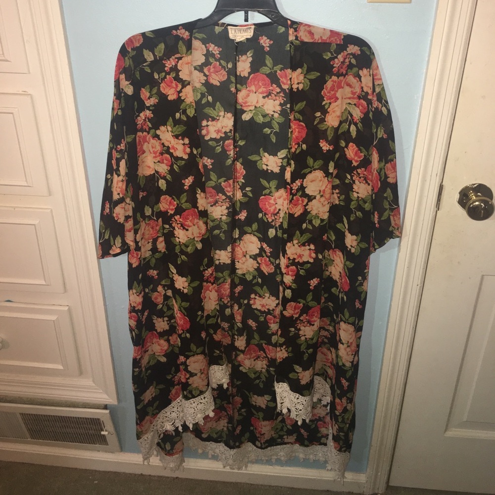 LA Heart Floral Kimono