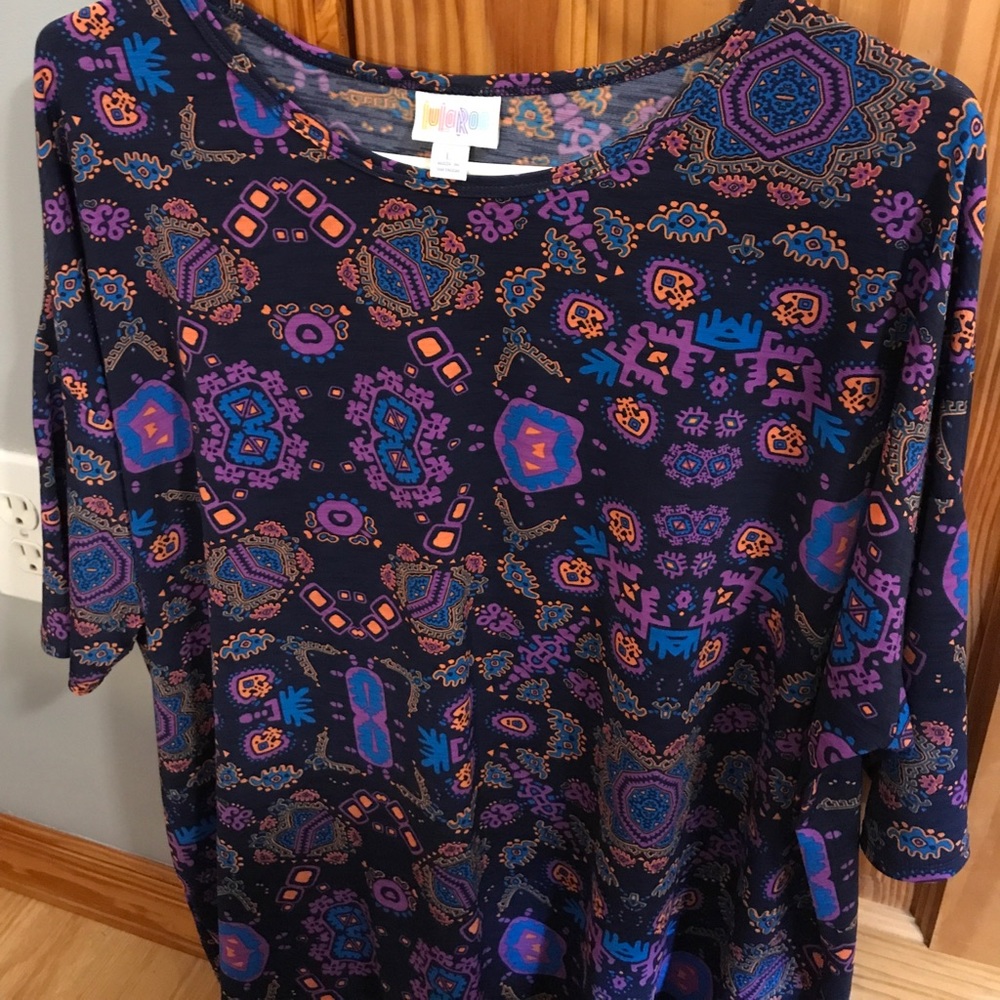 LuLaRoe Size Large Irma