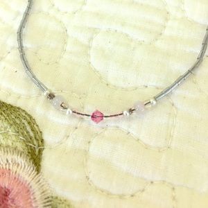 💛 Pink beaded necklace