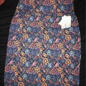 Lularoe skirt lot!!! Never worn!