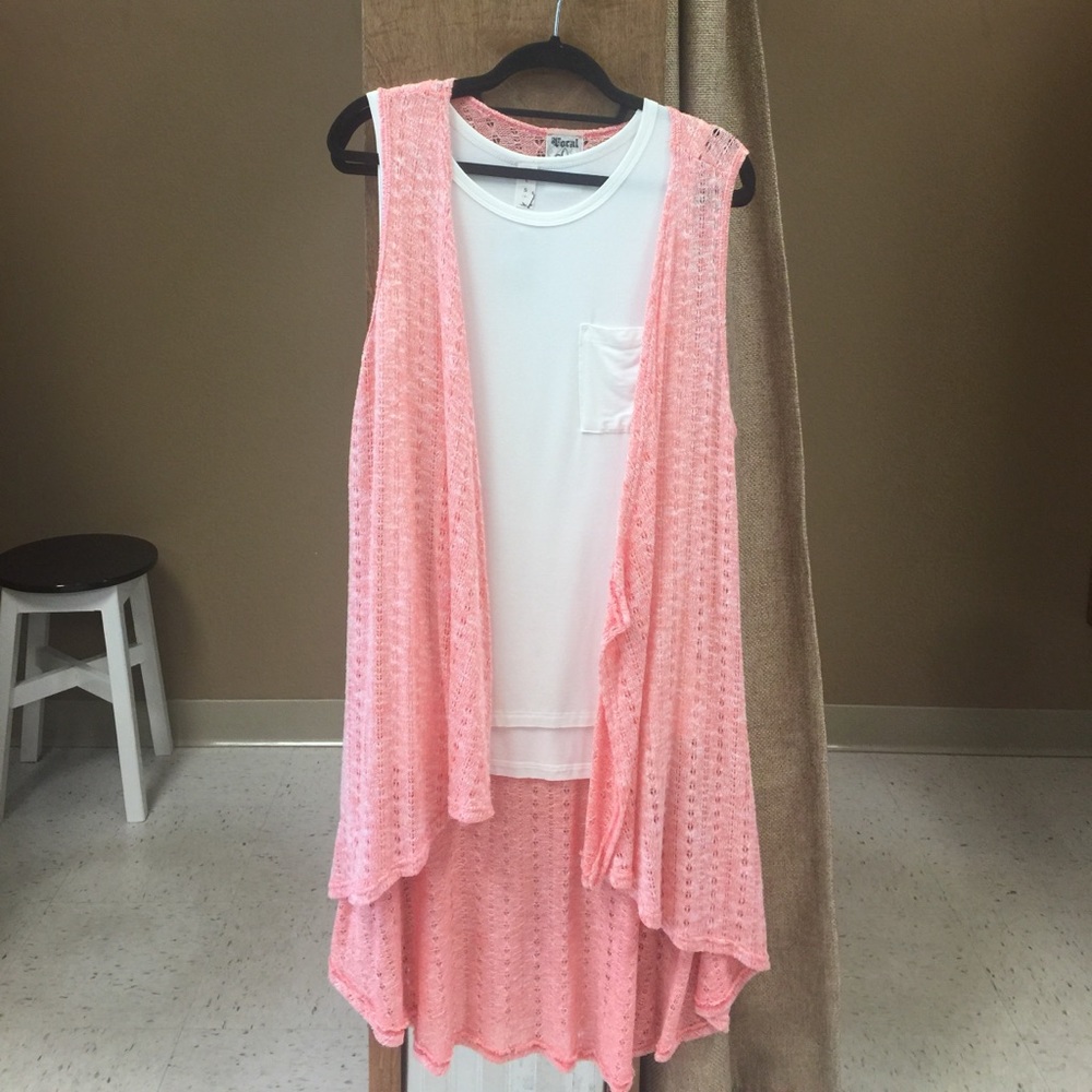 Large vocal vest coral color