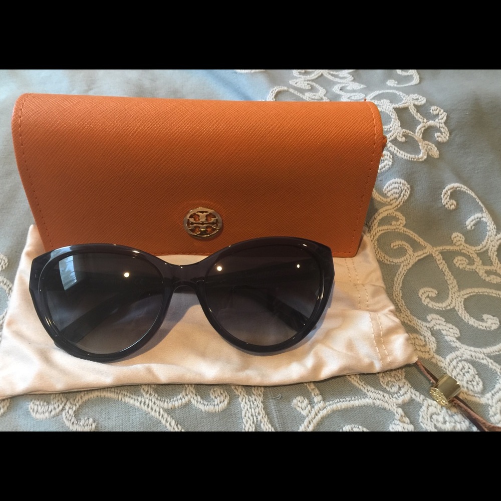 💯Authentic Tory Burch Sunglasses