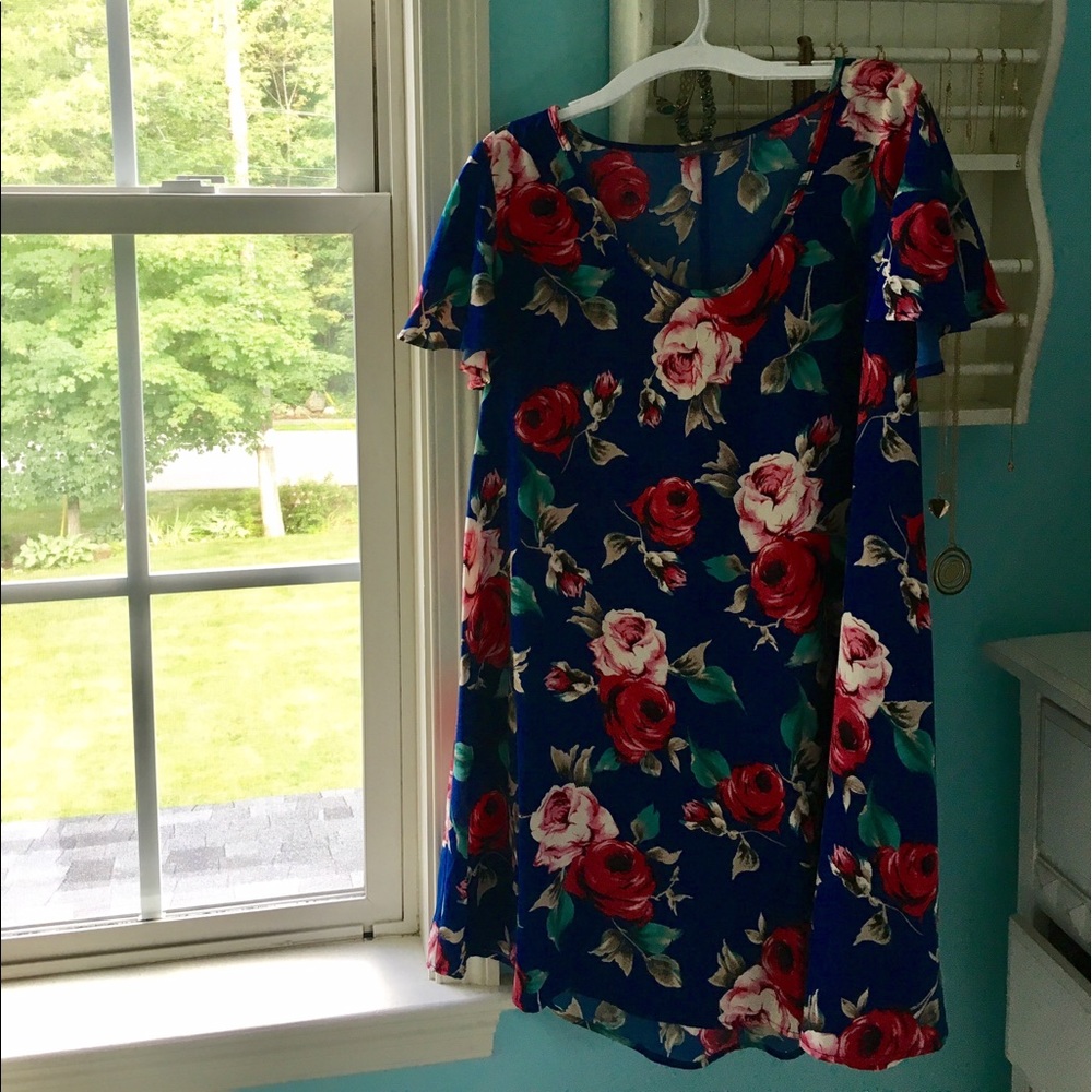 ✨HUGE DISCOUNT✨Floral dress