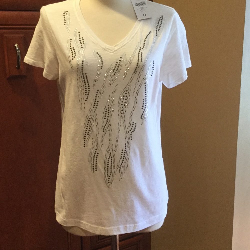 NWT Chico's zenergy white SS t-shirt SZ 0