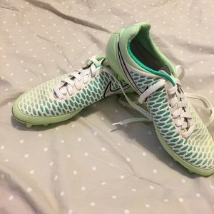Nike Magista Soccer Cleats