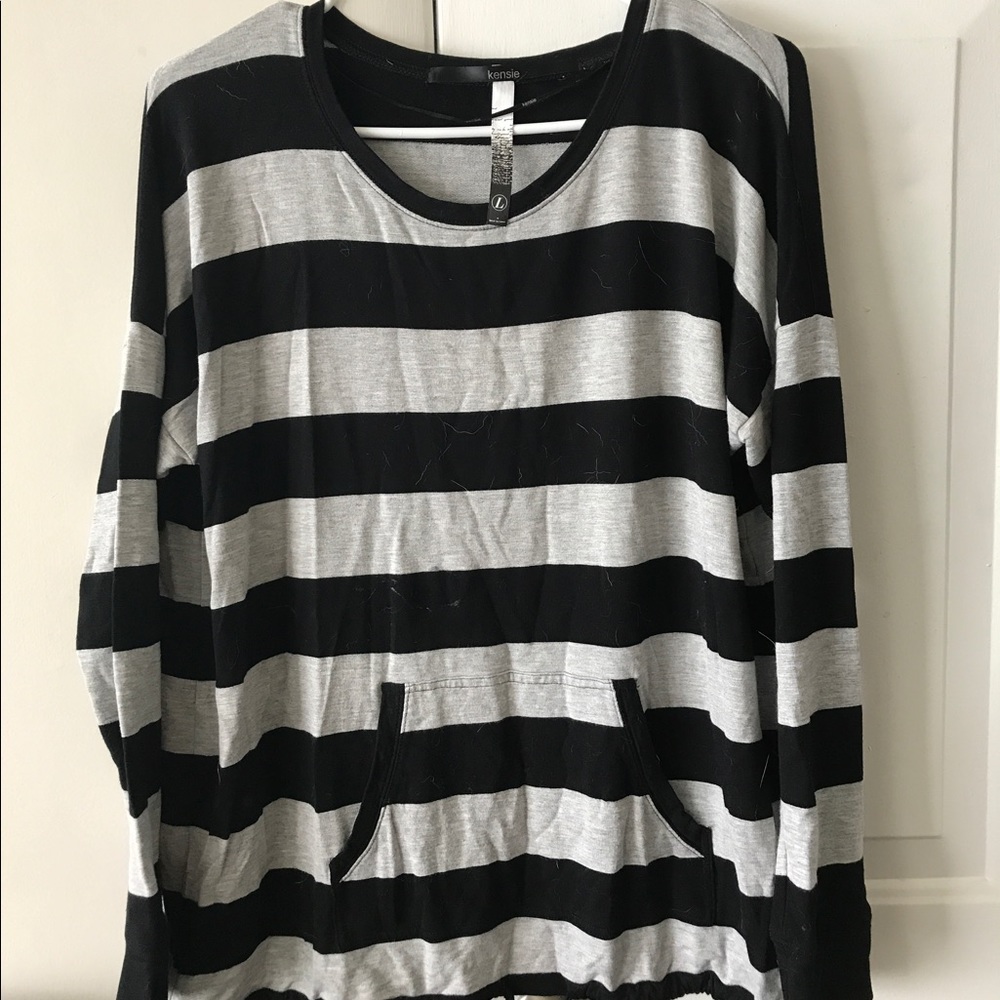 Black and grey sweater