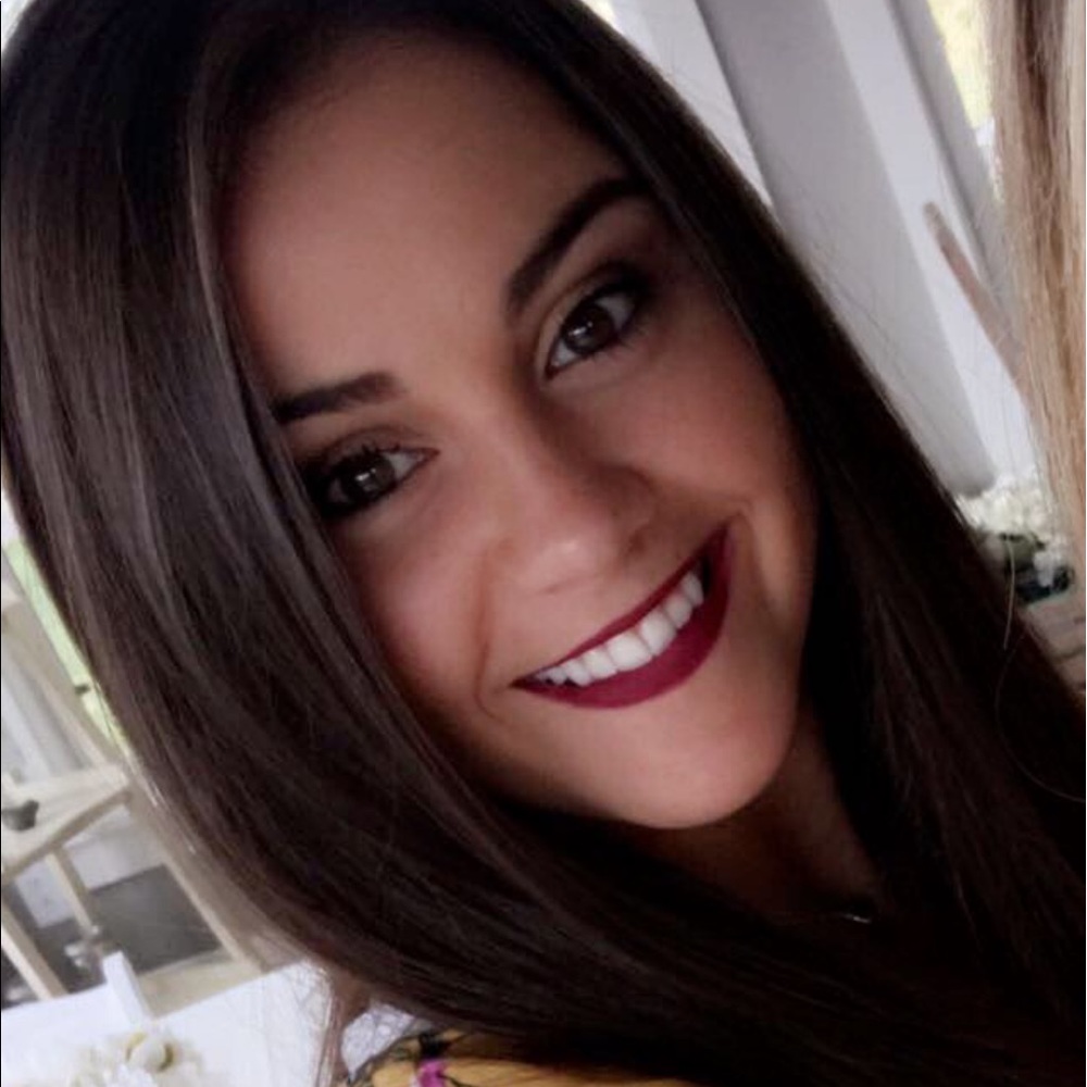 Meet your Posher, Paige