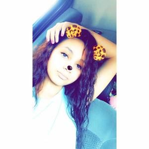 Meet your Posher, Kasandra