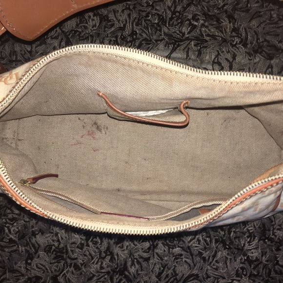 Dooney & Bourke - Picture 4 of 4