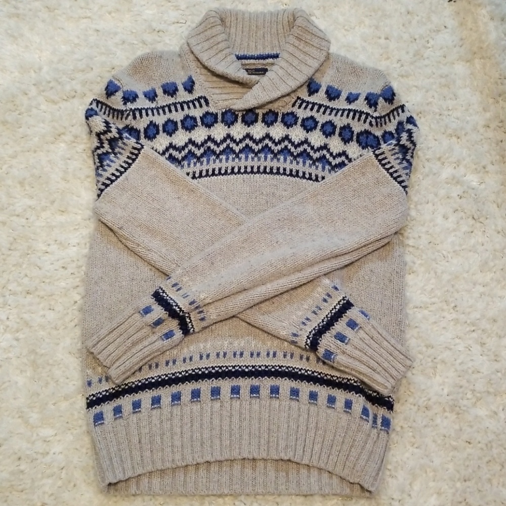 American Eagle mens SM sweater