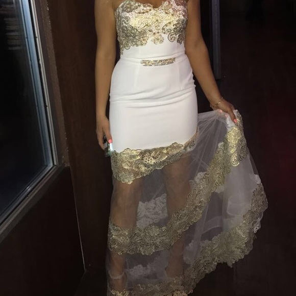 Terani Couture Evening Gown Size 8 - Picture 5 of 7