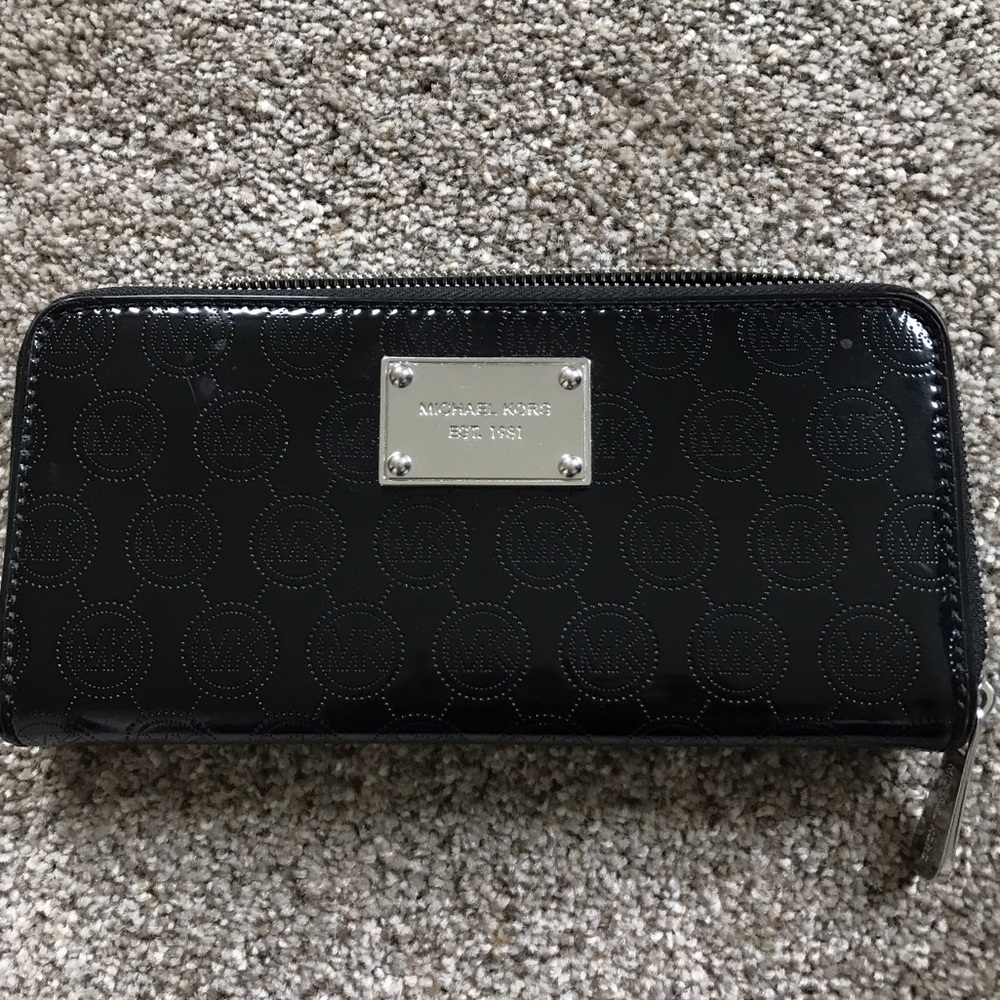 Michael Kors wallet