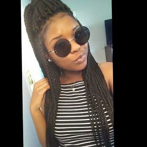 Meet your Posher, Tiera